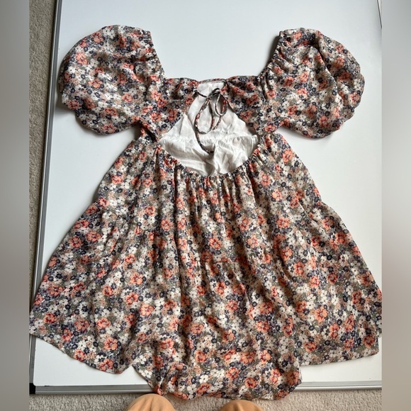 MINKPINK Multicolor Floral Puff Sleeve Dress - Picture 9 of 11